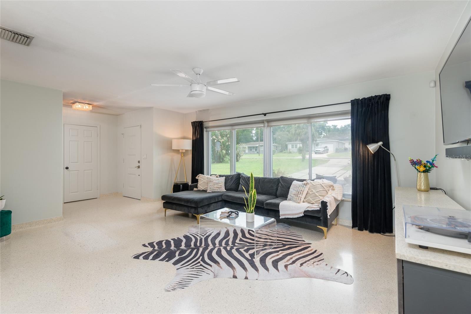 HAMNERS W E ALBIMAR - Residential