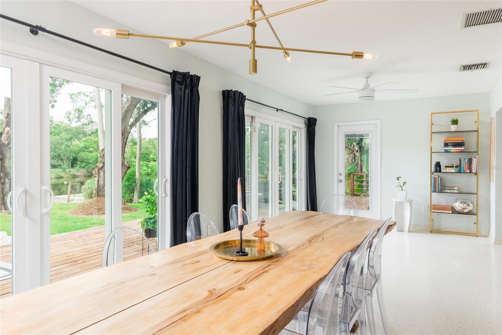 HAMNERS W E ALBIMAR - Residential