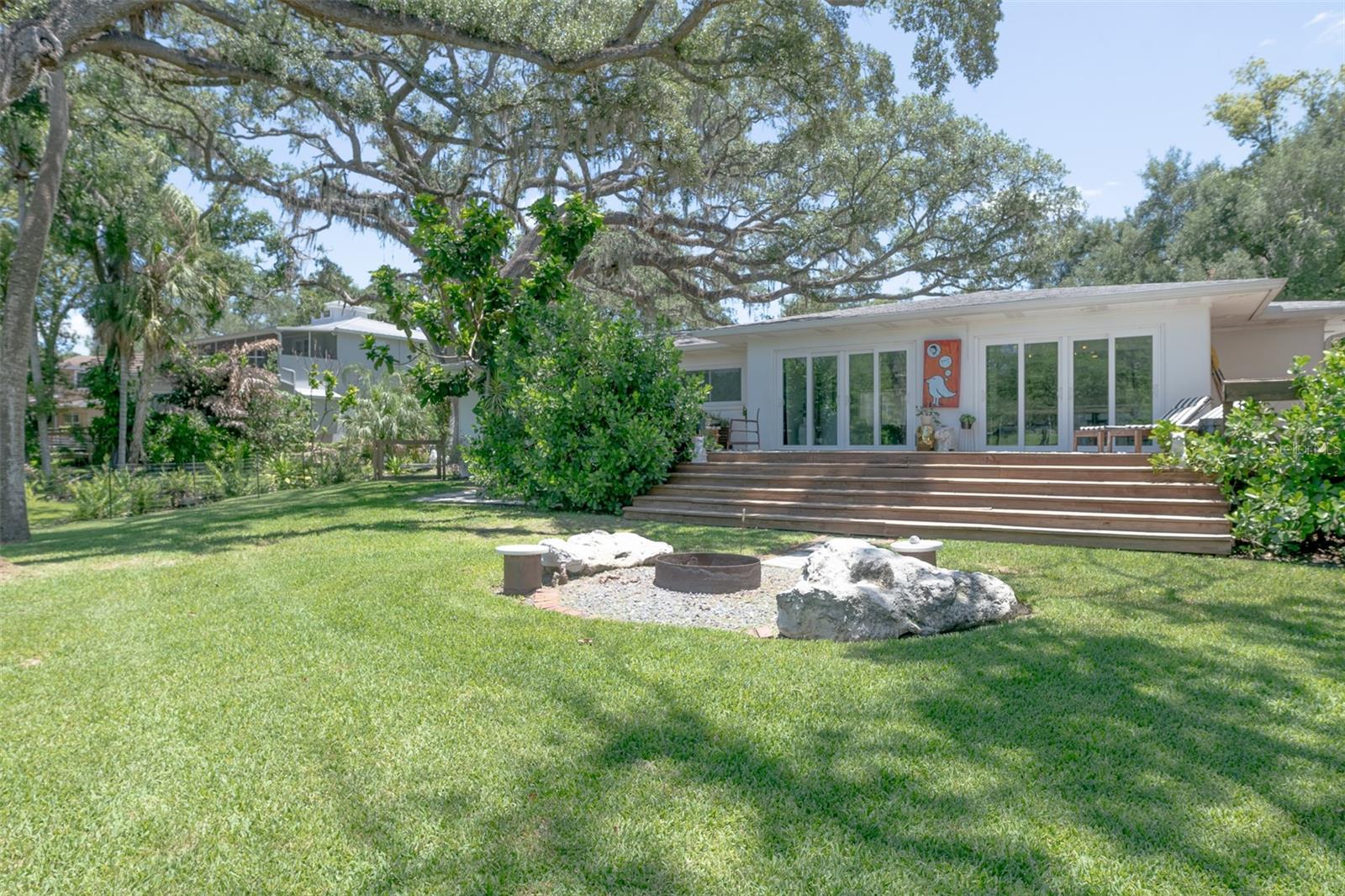 HAMNERS W E ALBIMAR - Residential