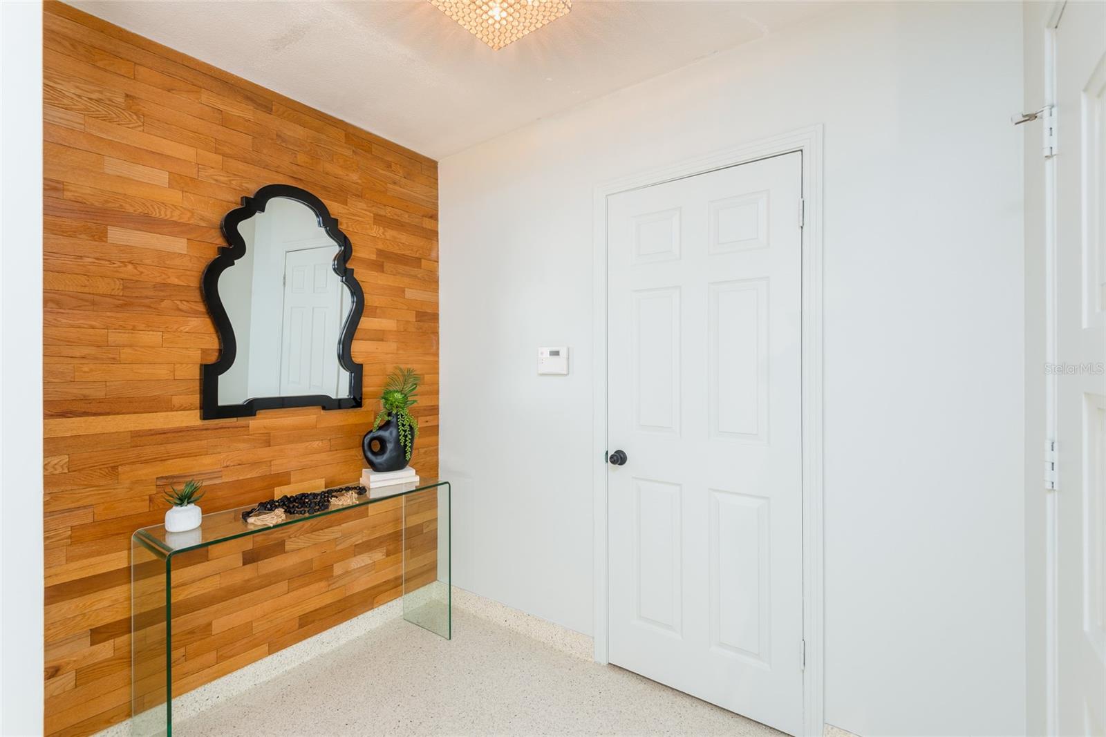 HAMNERS W E ALBIMAR - Residential