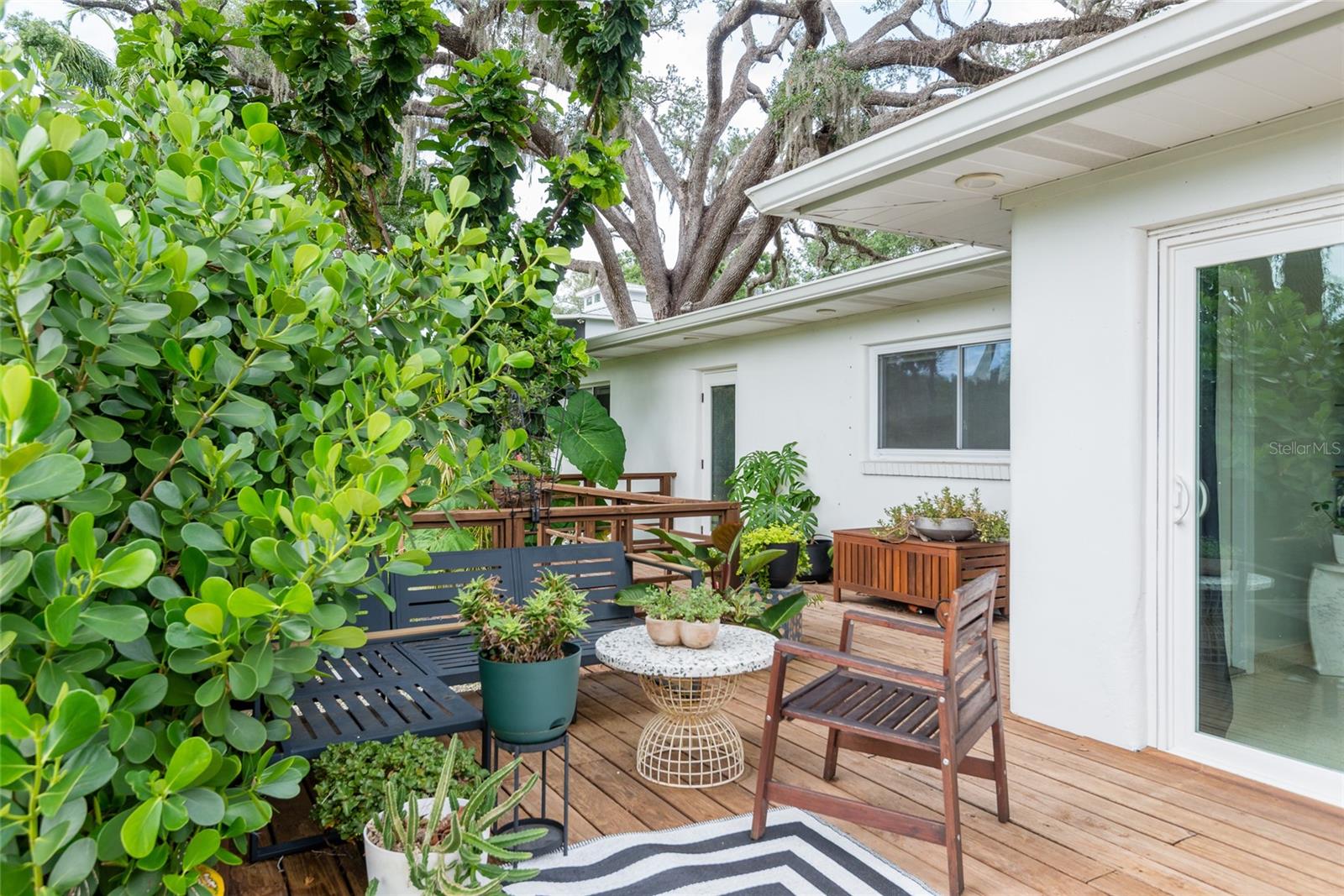 HAMNERS W E ALBIMAR - Residential