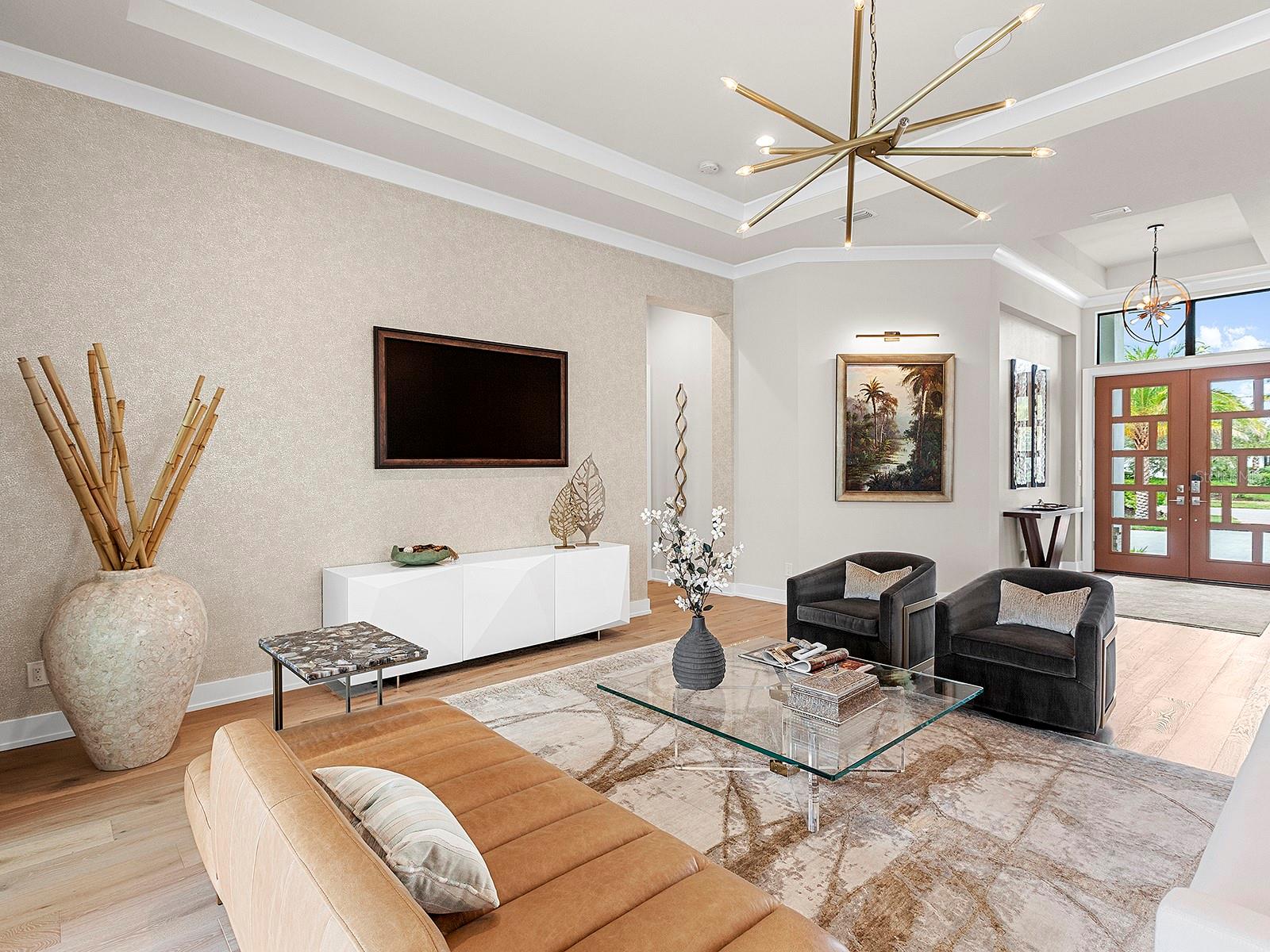 FOUNDERS CLUB - Residential
