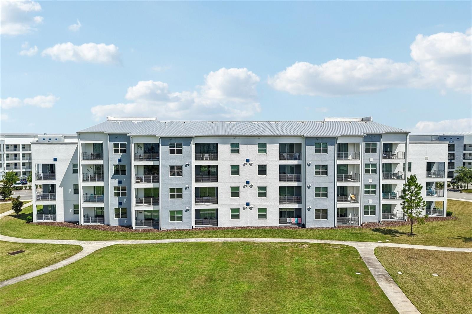 THE TERRACES AT STOREY LAKE - Residential