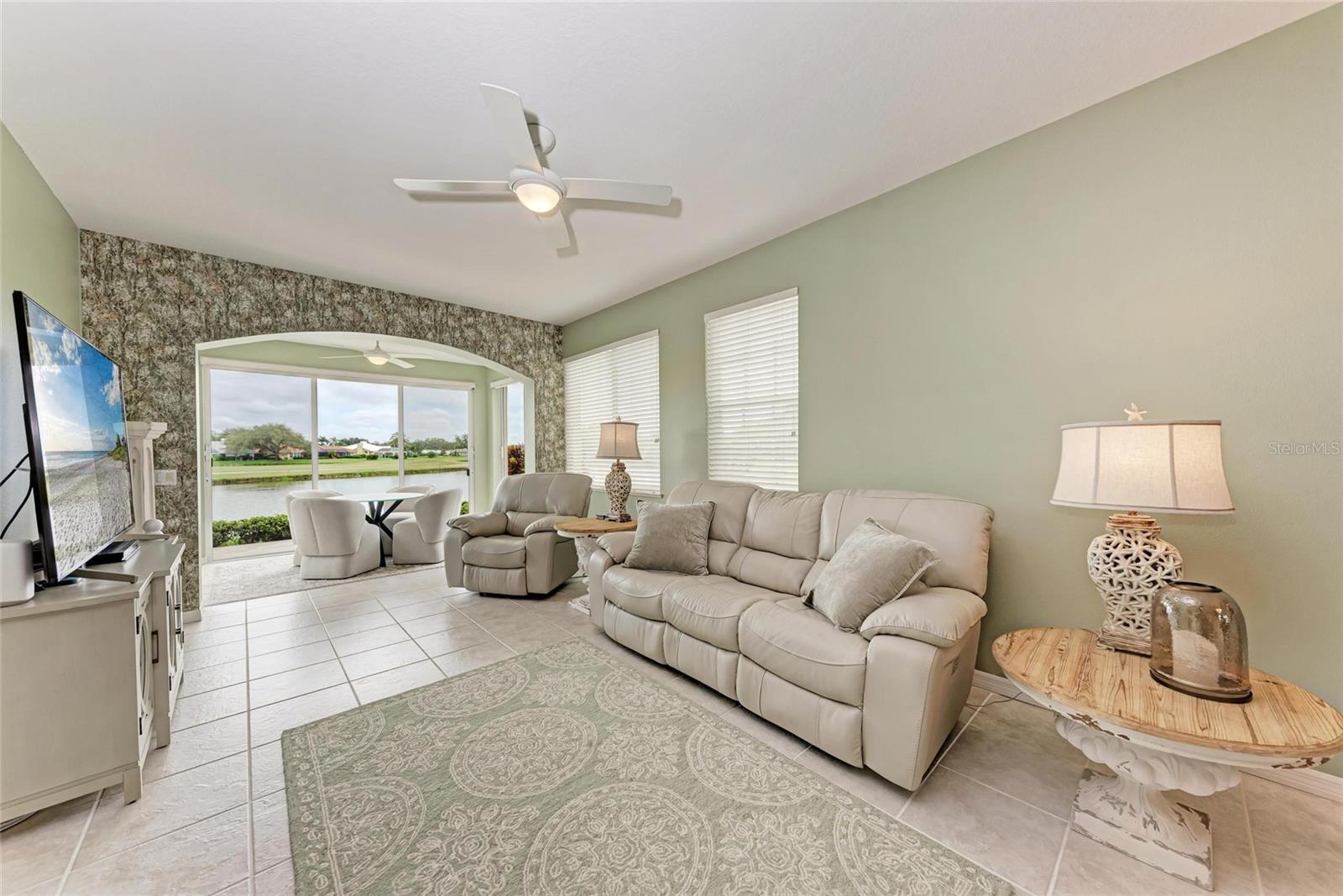 FAIRWAY GLEN ST ANDREWS PARK - Residential