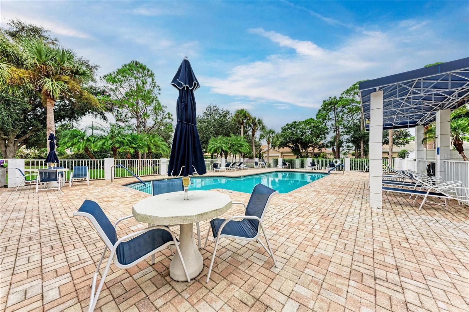 FAIRWAY GLEN ST ANDREWS PARK - Residential