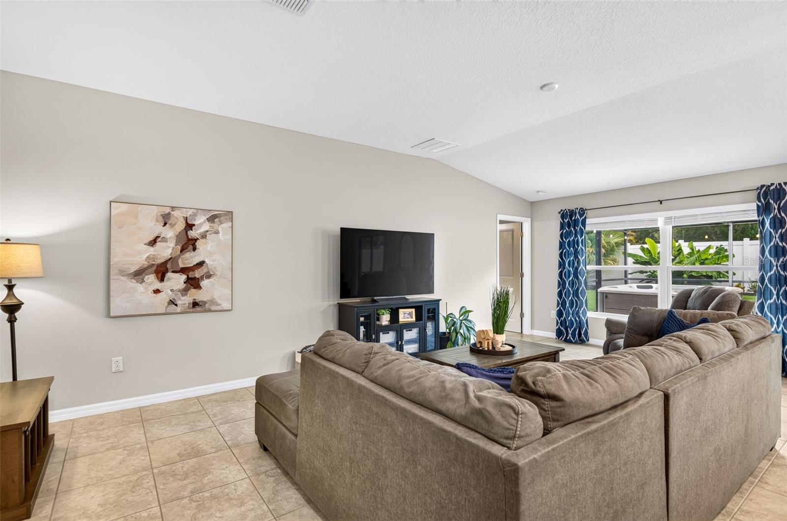 TOUCHSTONE PH 2 - Residential
