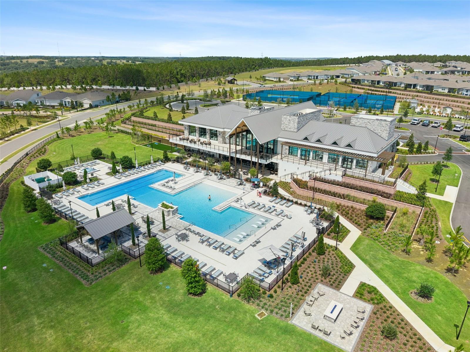 DEL WEBB - Residential
