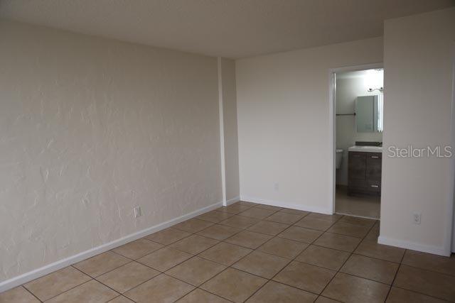 THE NAUTILUS CONDOMINIUM - Residential Lease