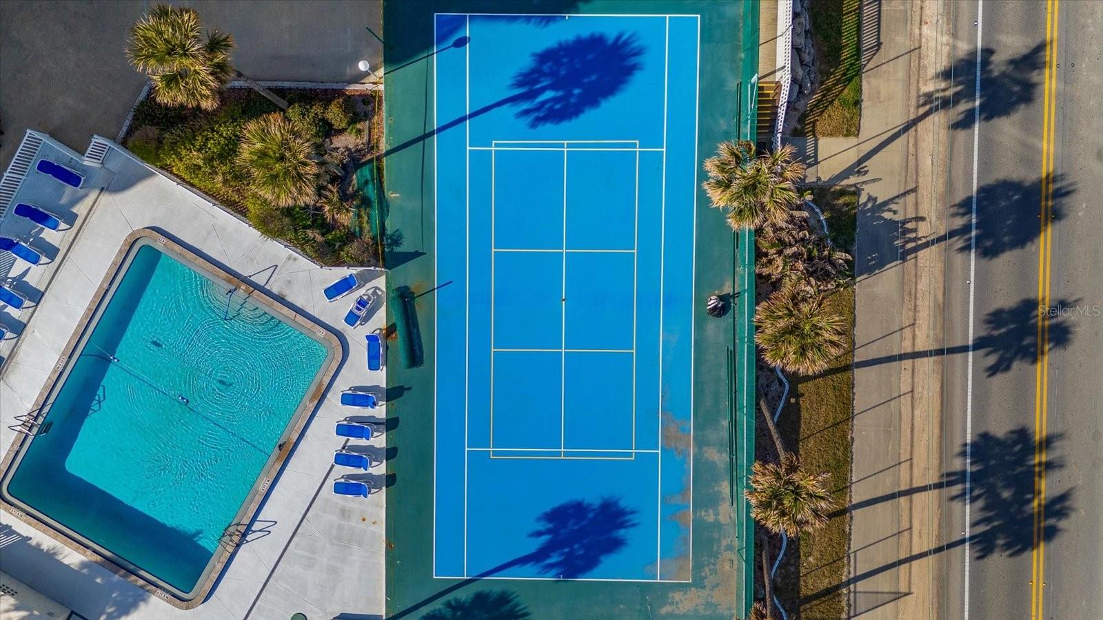 THE NAUTILUS CONDOMINIUM - Residential Lease