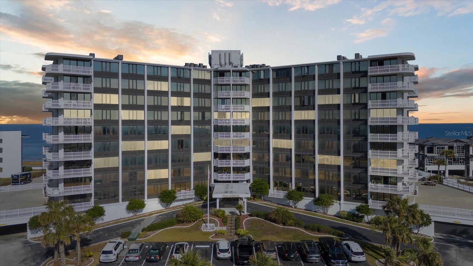 THE NAUTILUS CONDOMINIUM - Residential Lease