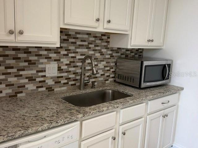 THE NAUTILUS CONDOMINIUM - Residential Lease
