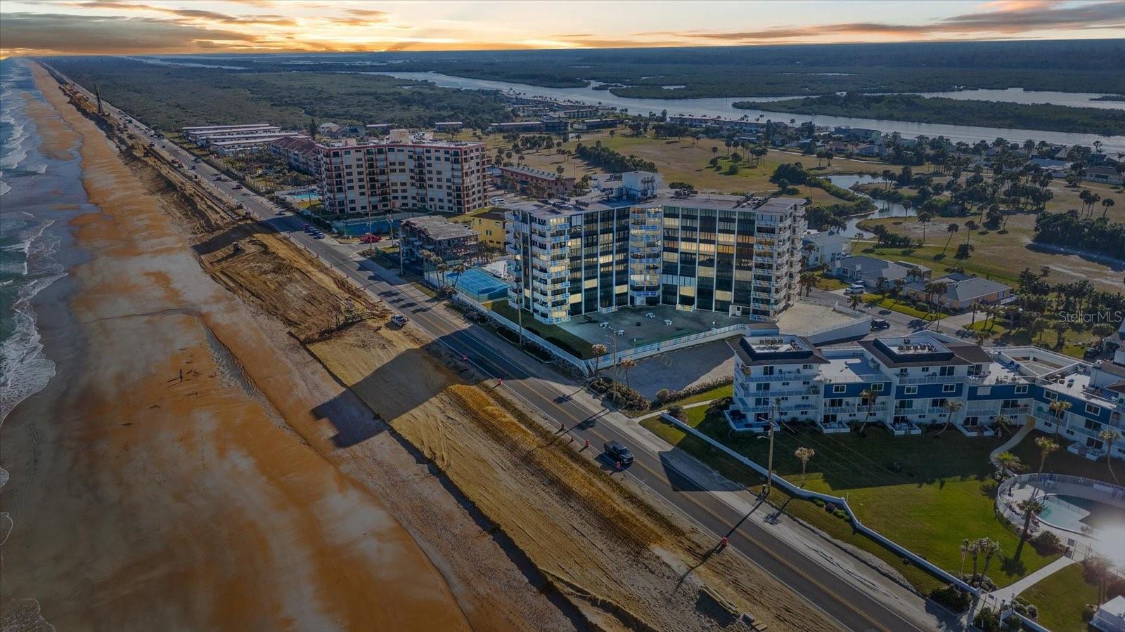 THE NAUTILUS CONDOMINIUM - Residential Lease