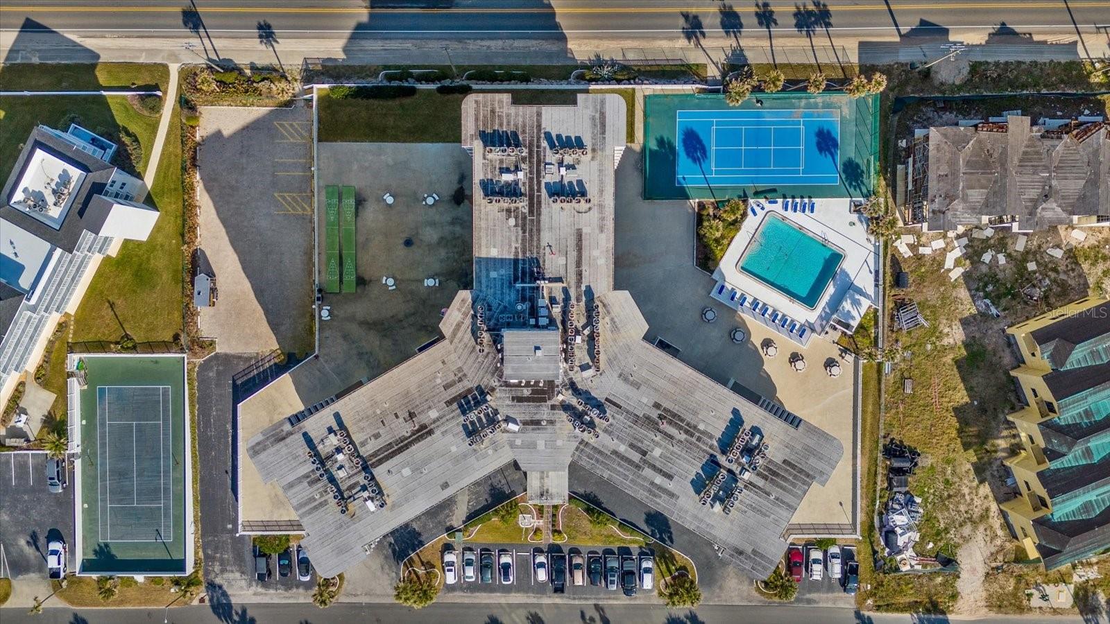 THE NAUTILUS CONDOMINIUM - Residential Lease