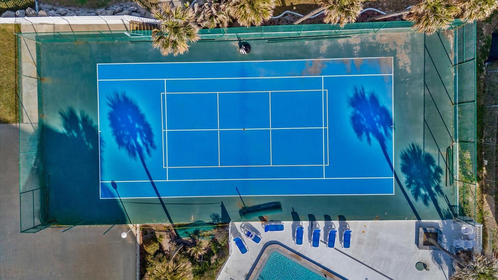 THE NAUTILUS CONDOMINIUM - Residential Lease