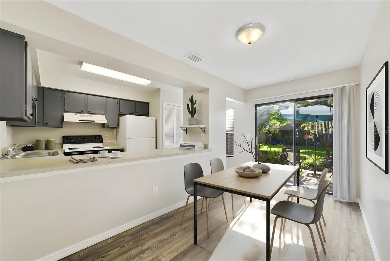 CASA PARK VILLAS PH 2 - Residential