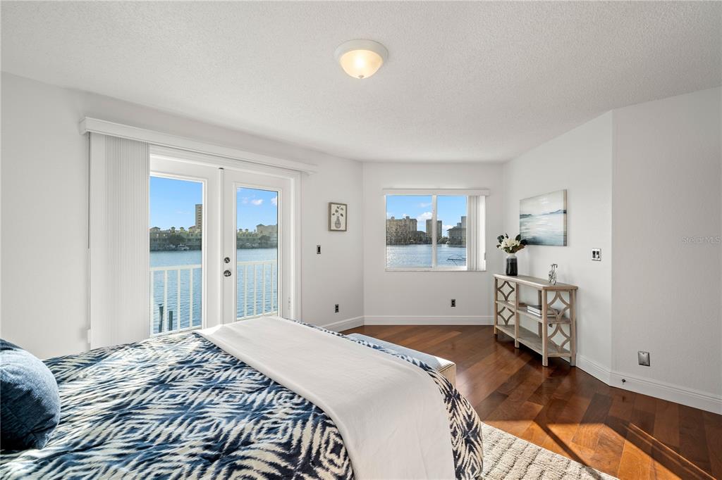 BAYSIDE SUB 4 - Residential