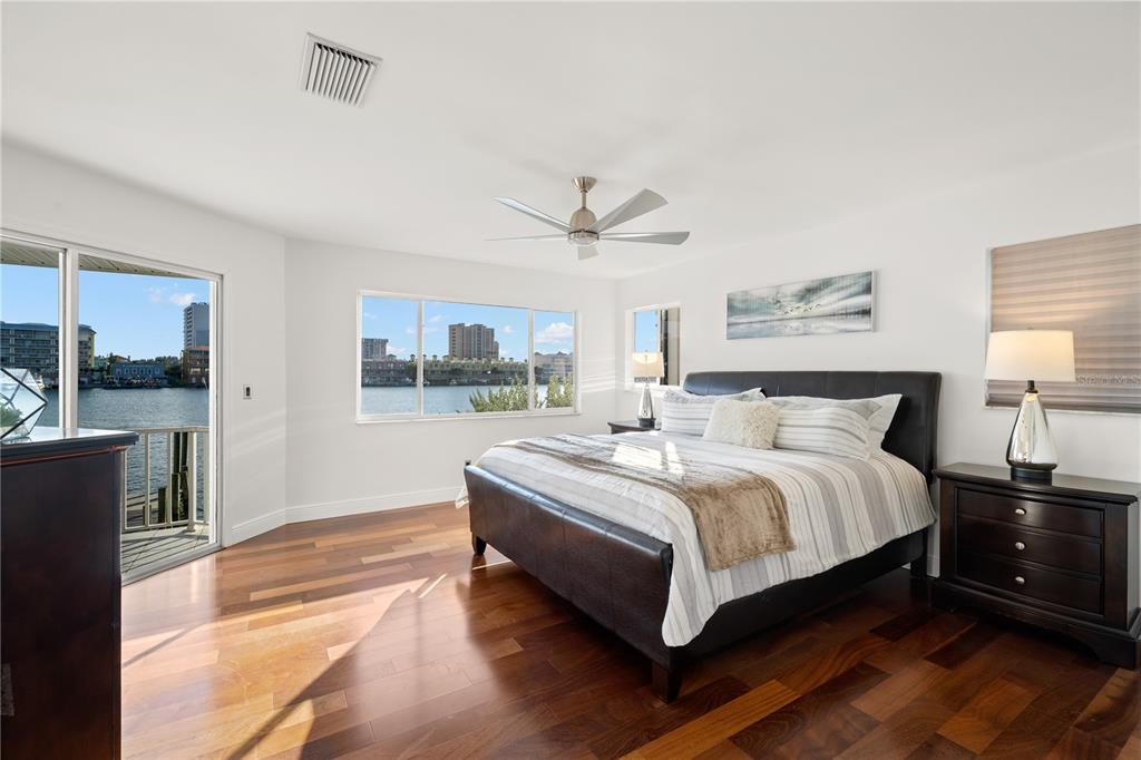 BAYSIDE SUB 4 - Residential
