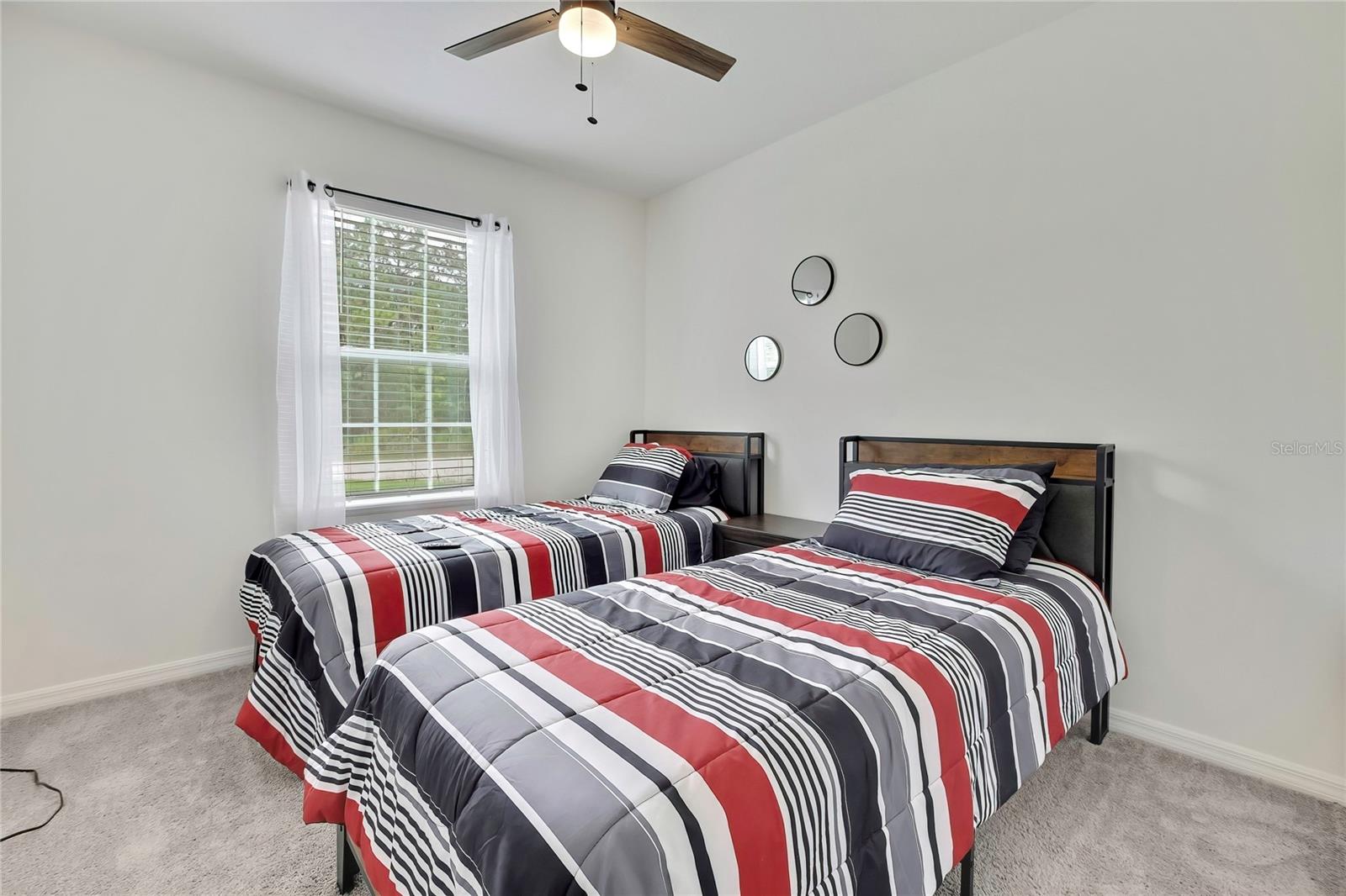 ROYAL HIGHLANDS - Residential