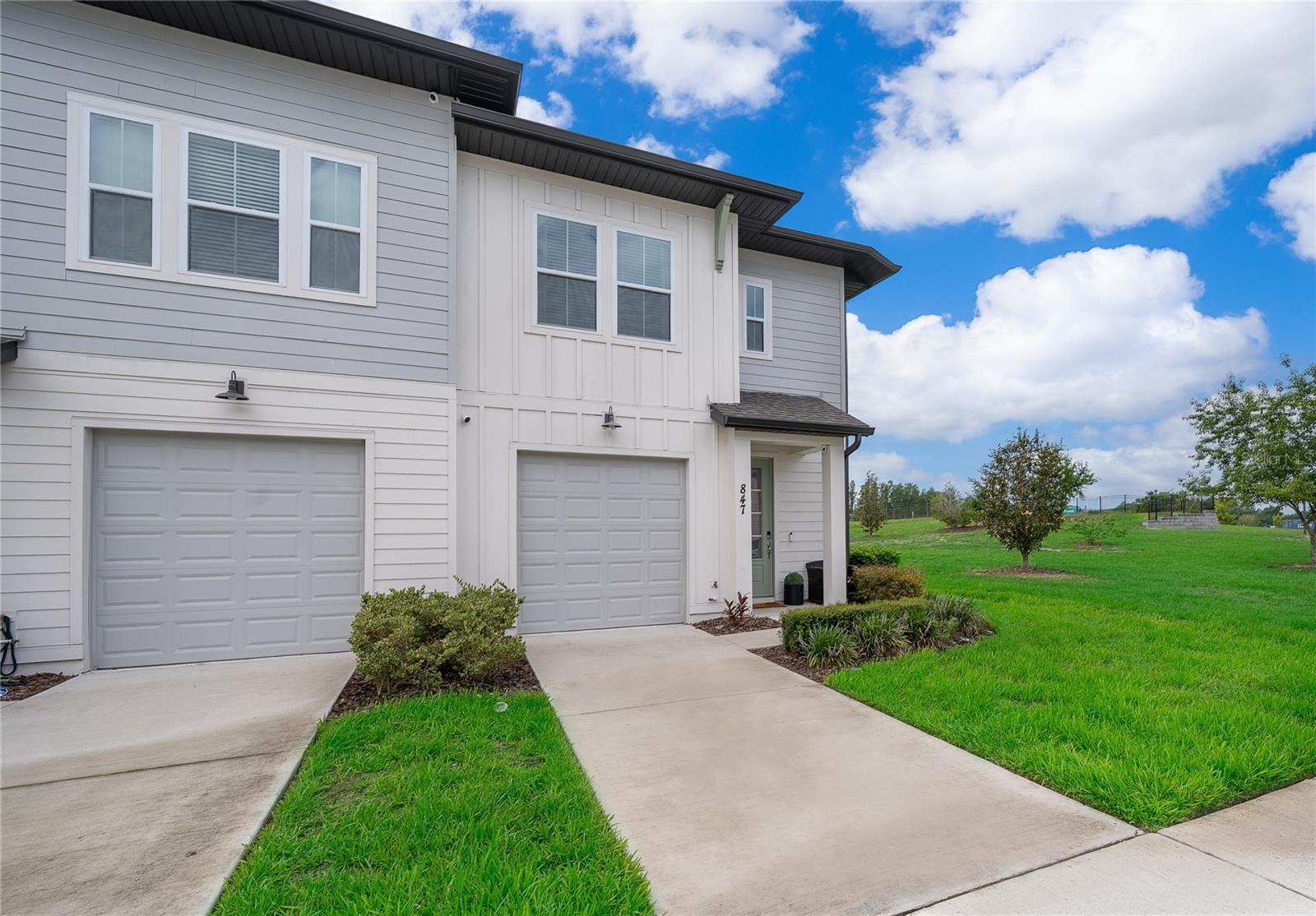 FESTIVAL PHASE 5 - Residential Lease
