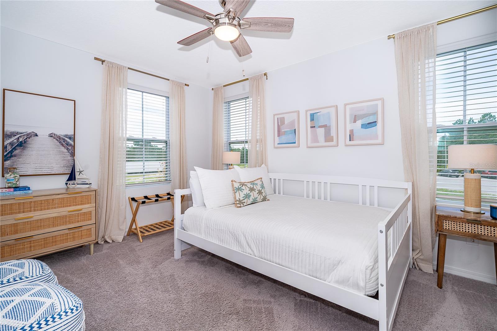 FESTIVAL PHASE 5 - Residential Lease