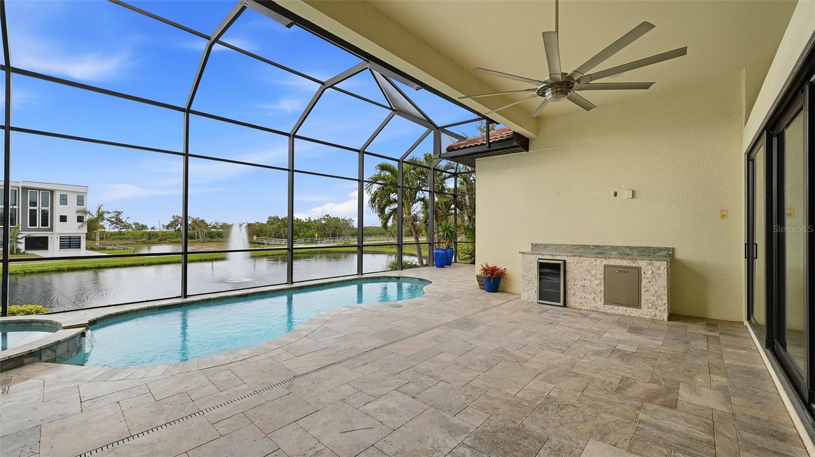 LEGENDS BAY - Residential