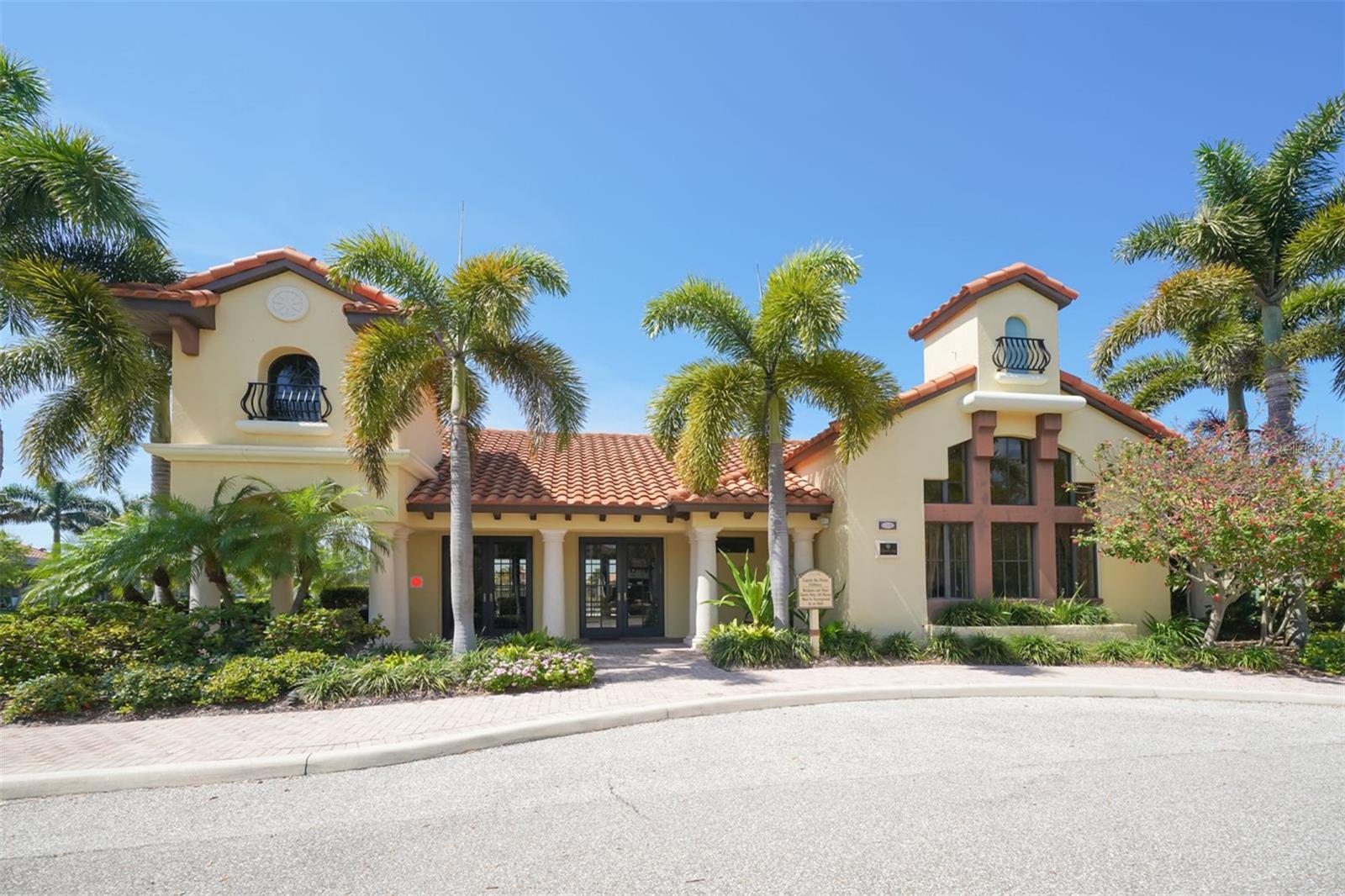 LEGENDS BAY - Residential