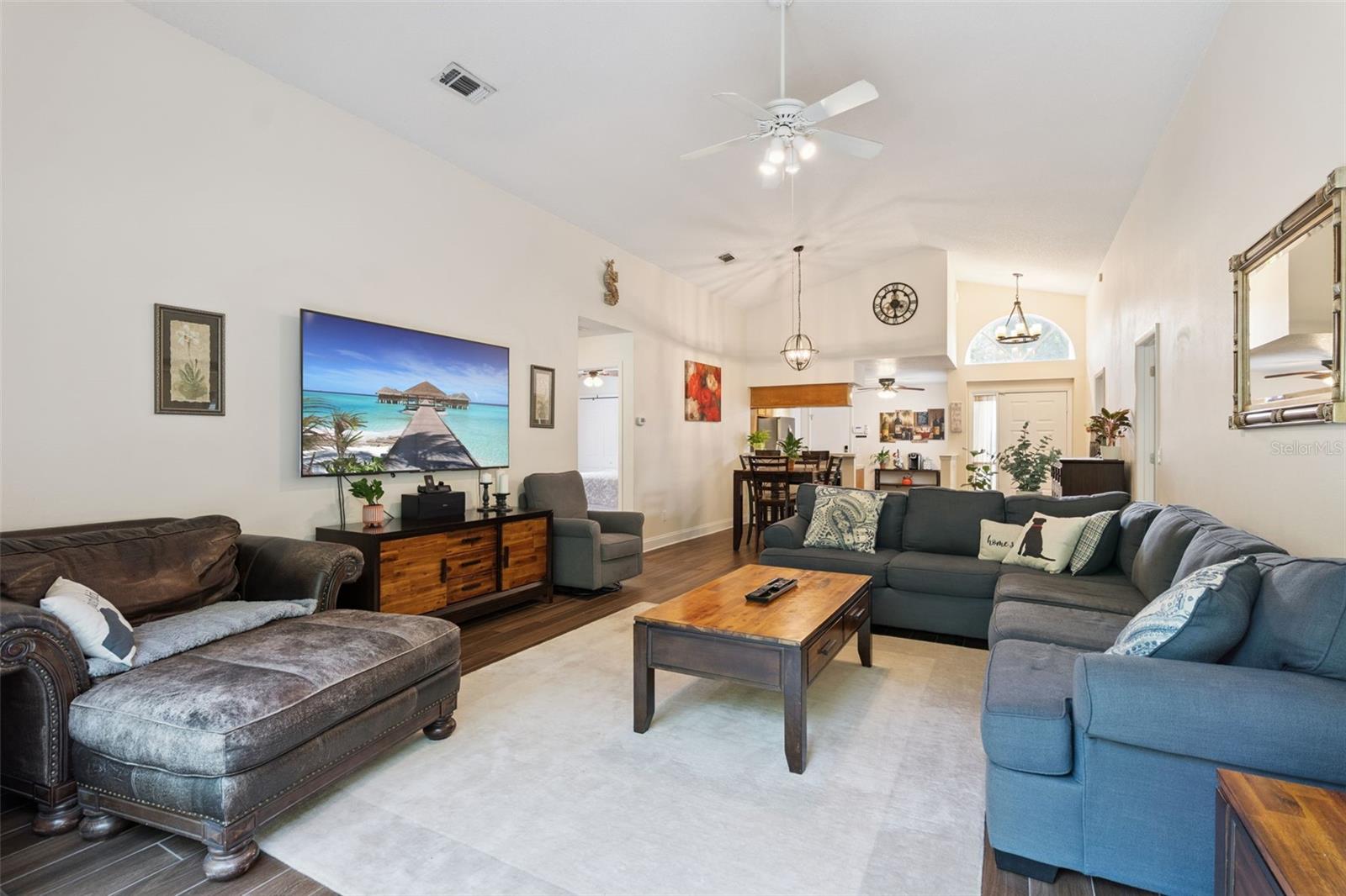 ALAFAYA WOODS PH 14 - Residential