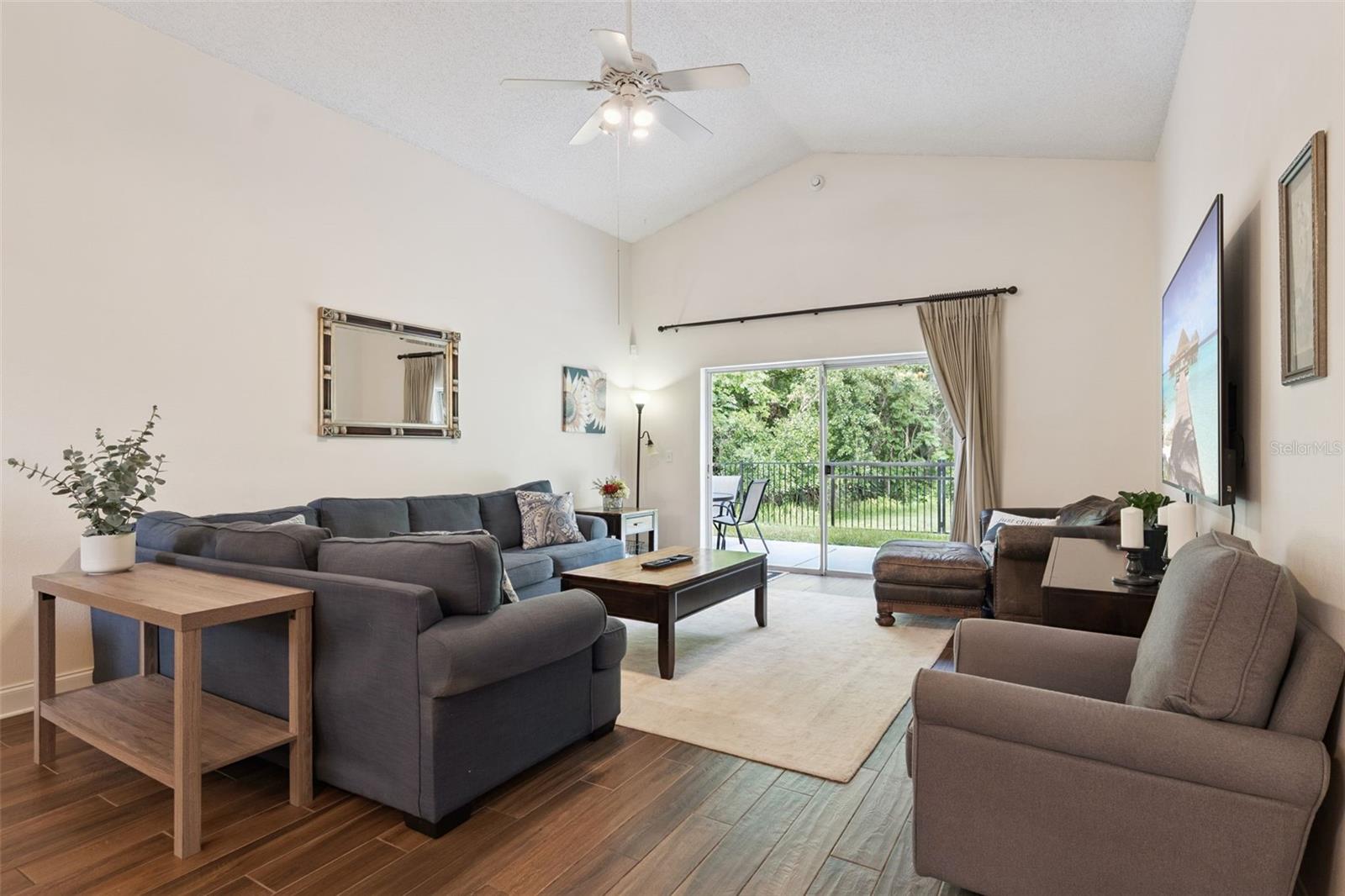 ALAFAYA WOODS PH 14 - Residential