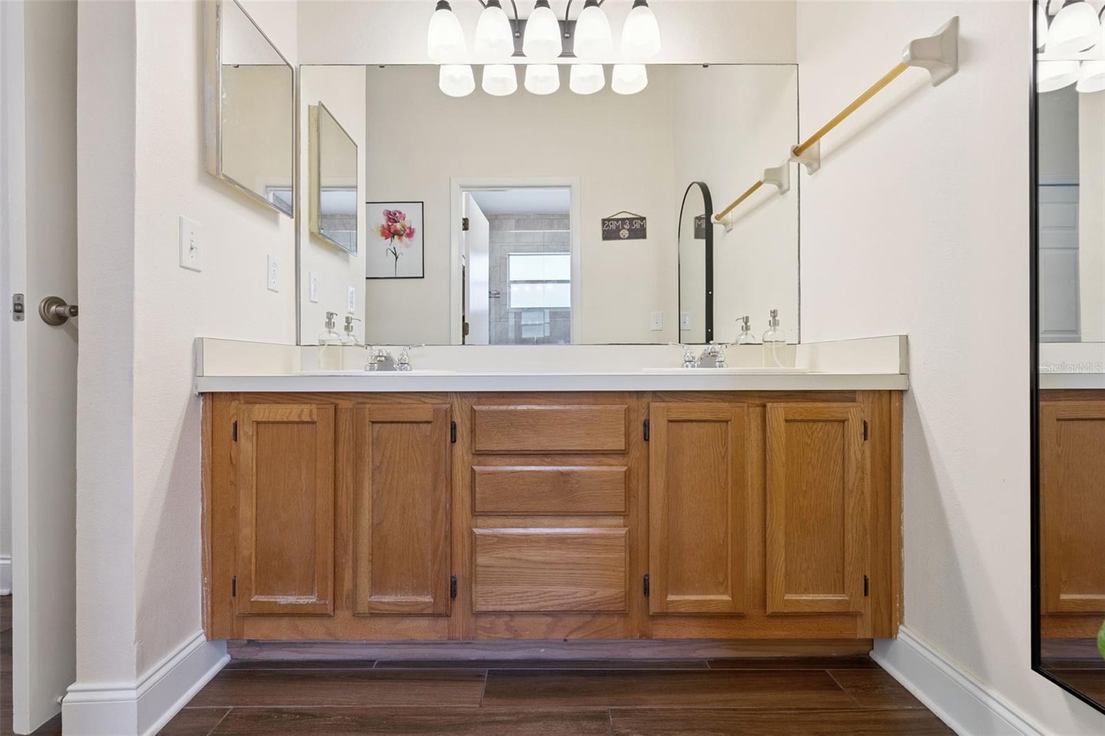 ALAFAYA WOODS PH 14 - Residential