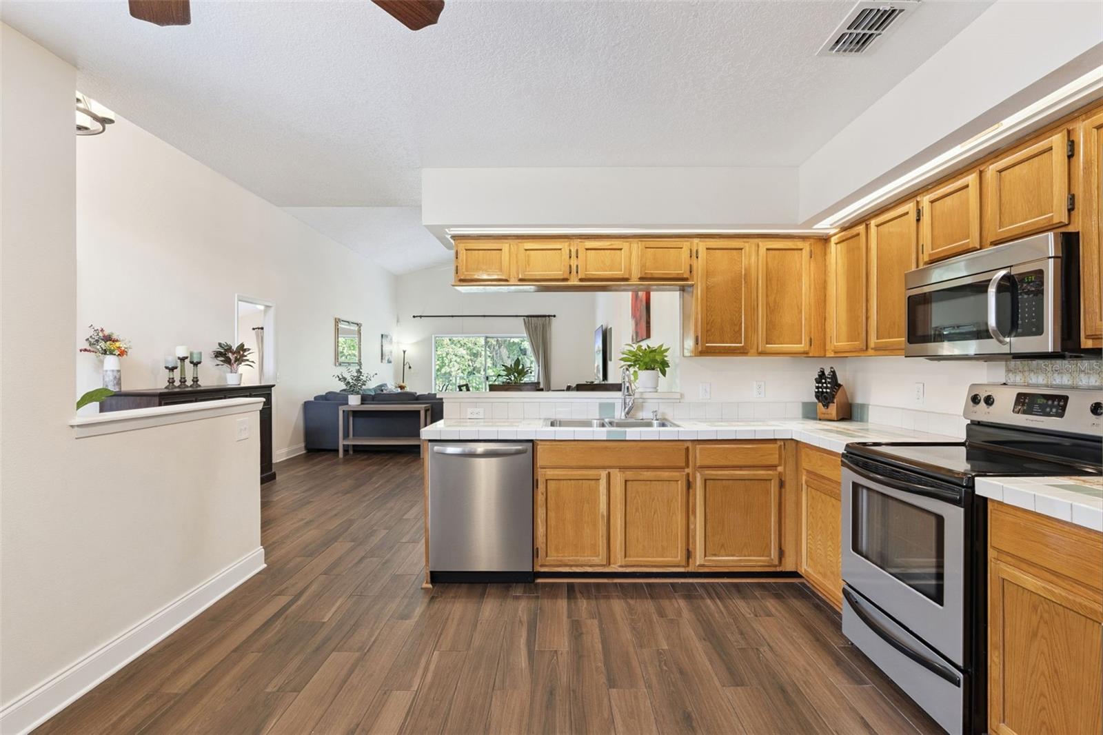 ALAFAYA WOODS PH 14 - Residential