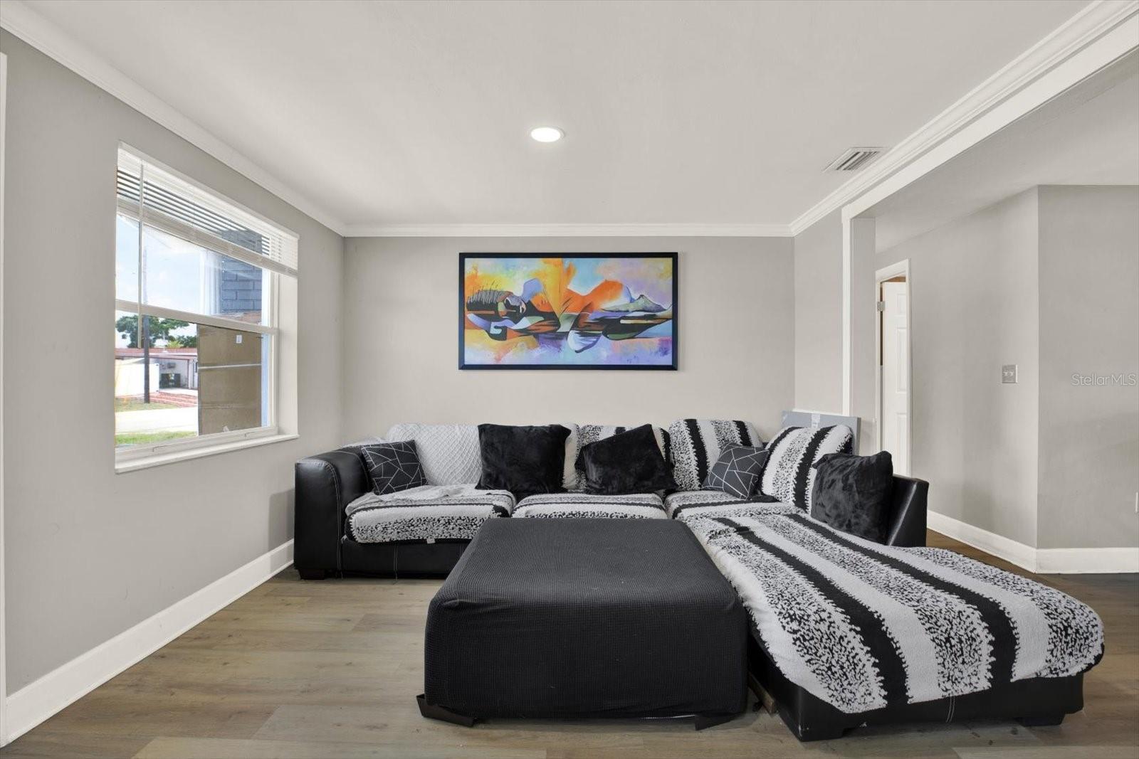 BEACON SQUARE - Residential