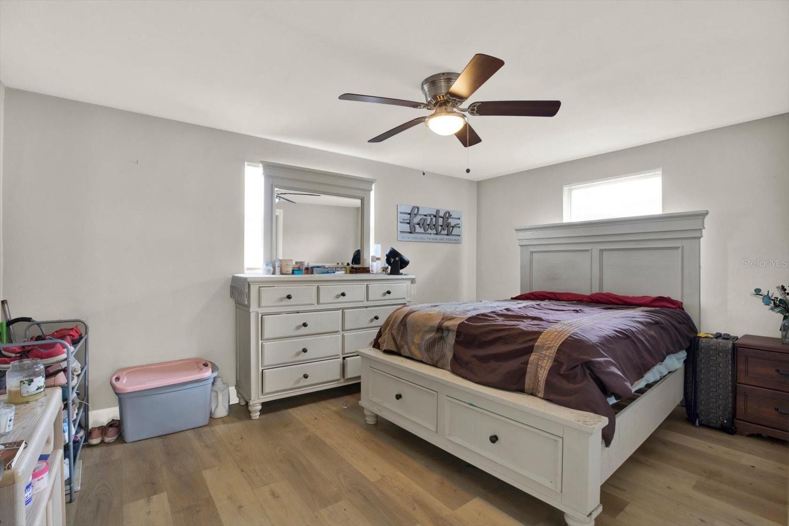 BEACON SQUARE - Residential