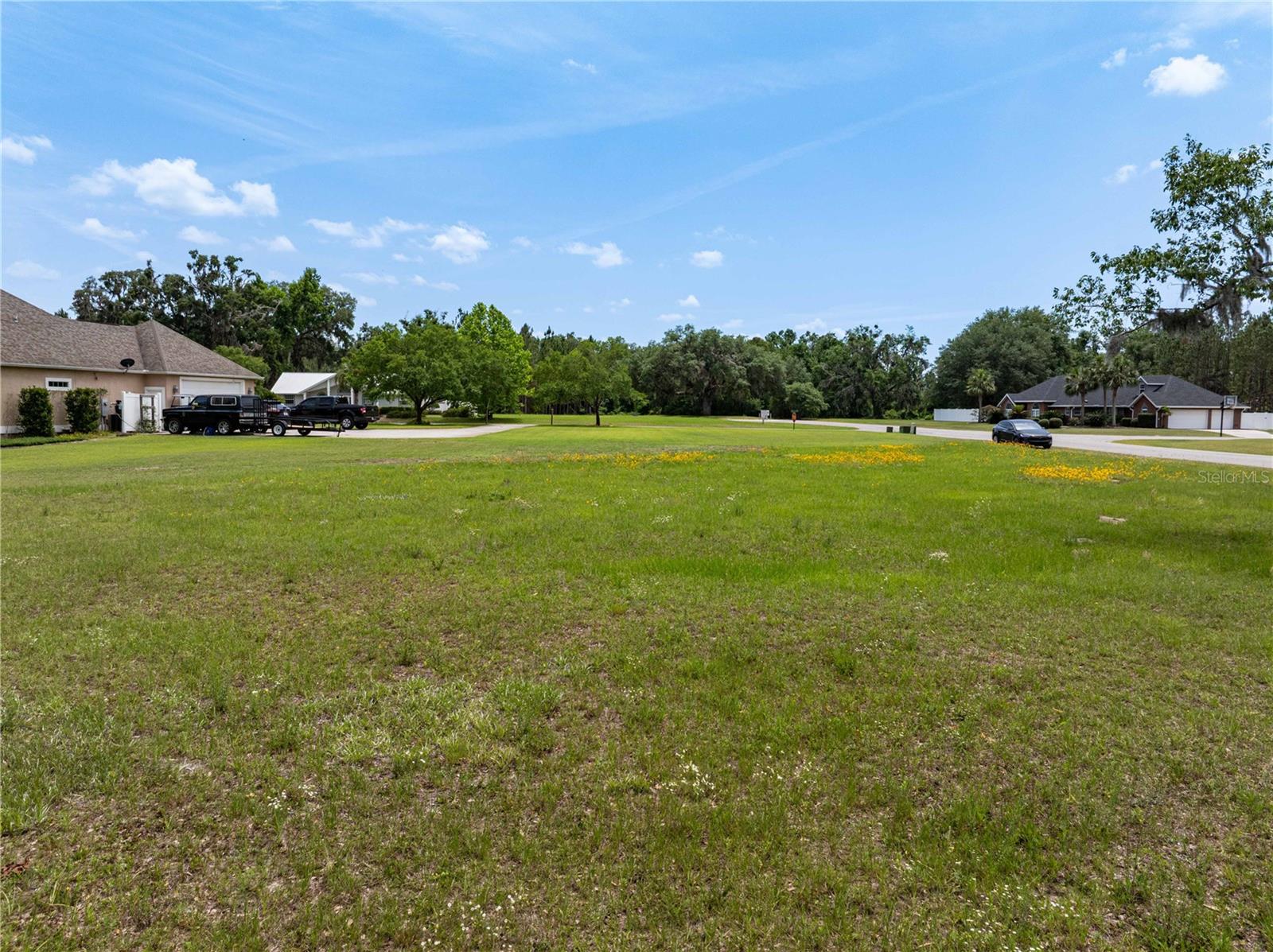 LAKE LOUISE ESTATES - Residential