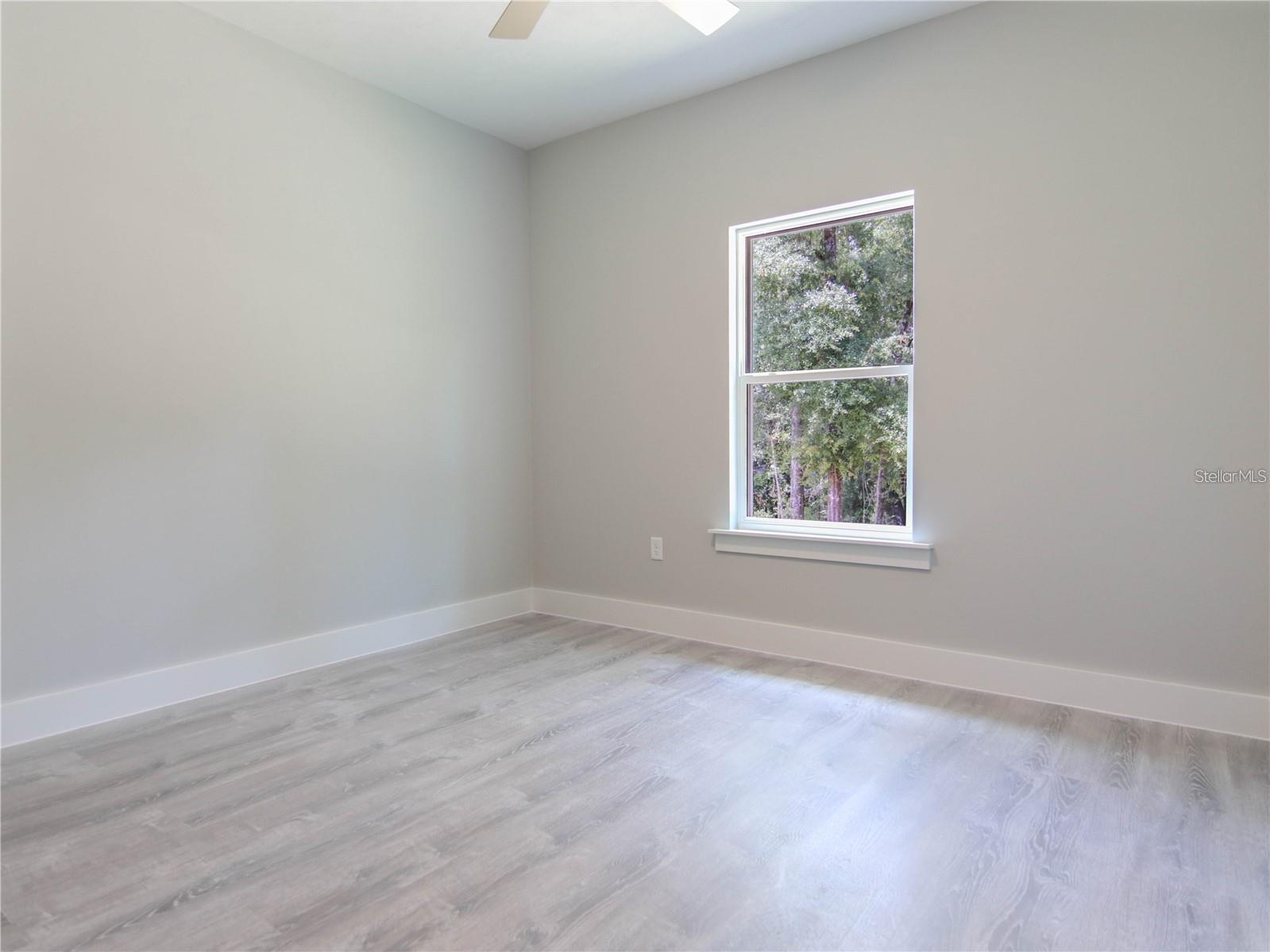 LAKE LOUISE ESTATES - Residential