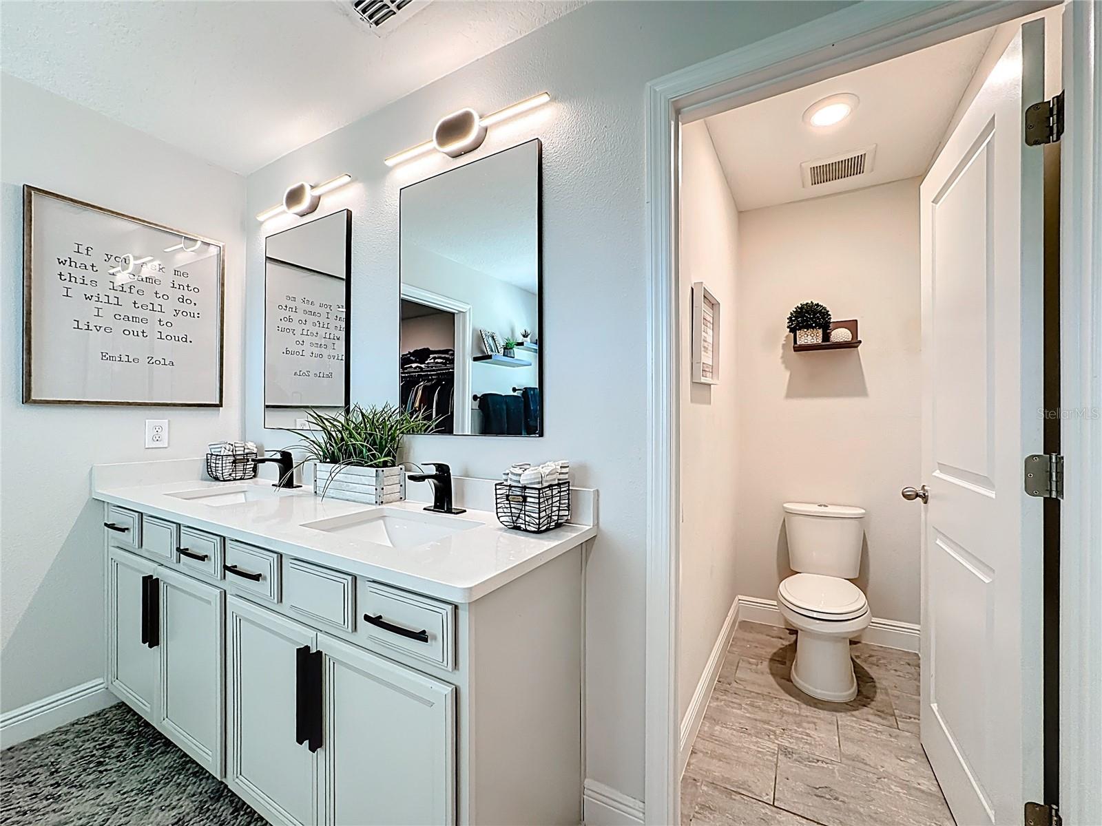 OAKLAND TRAILS - Residential Lease
