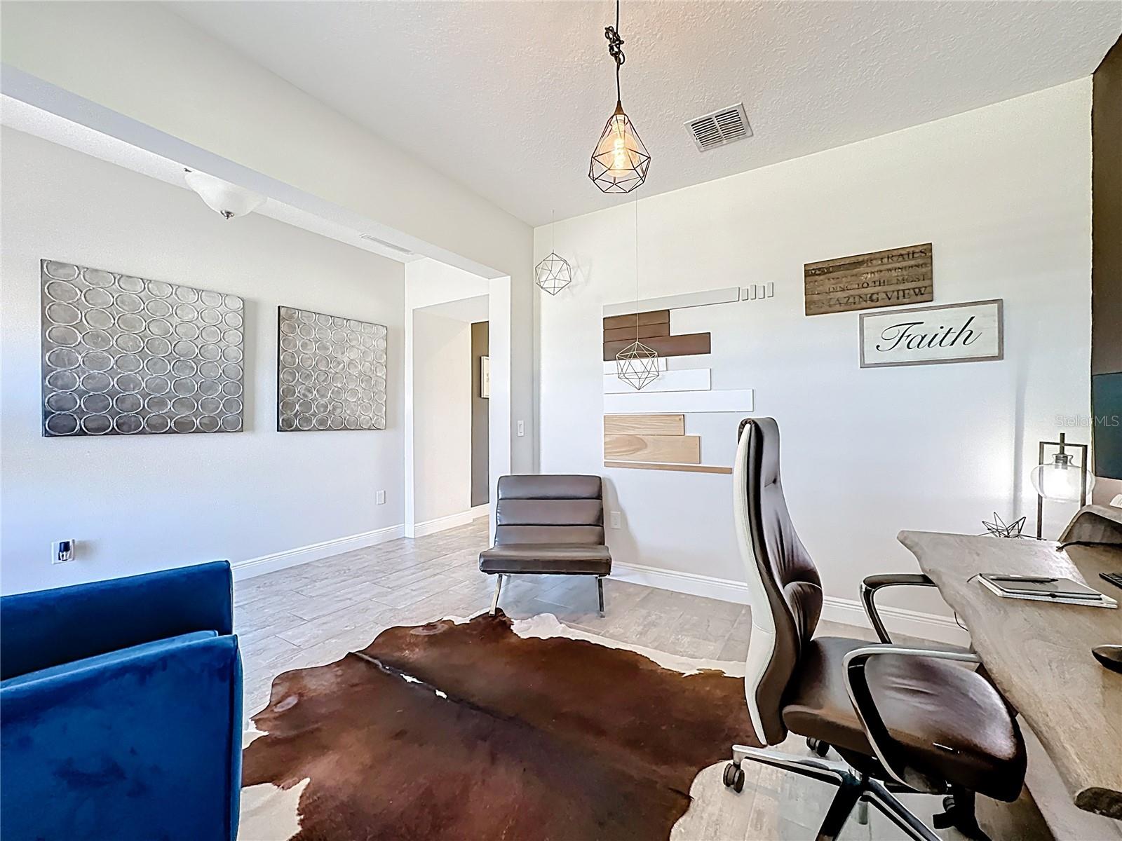 OAKLAND TRAILS - Residential Lease