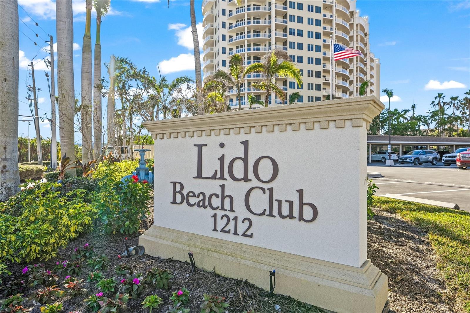 LIDO BEACH CLUB - Residential