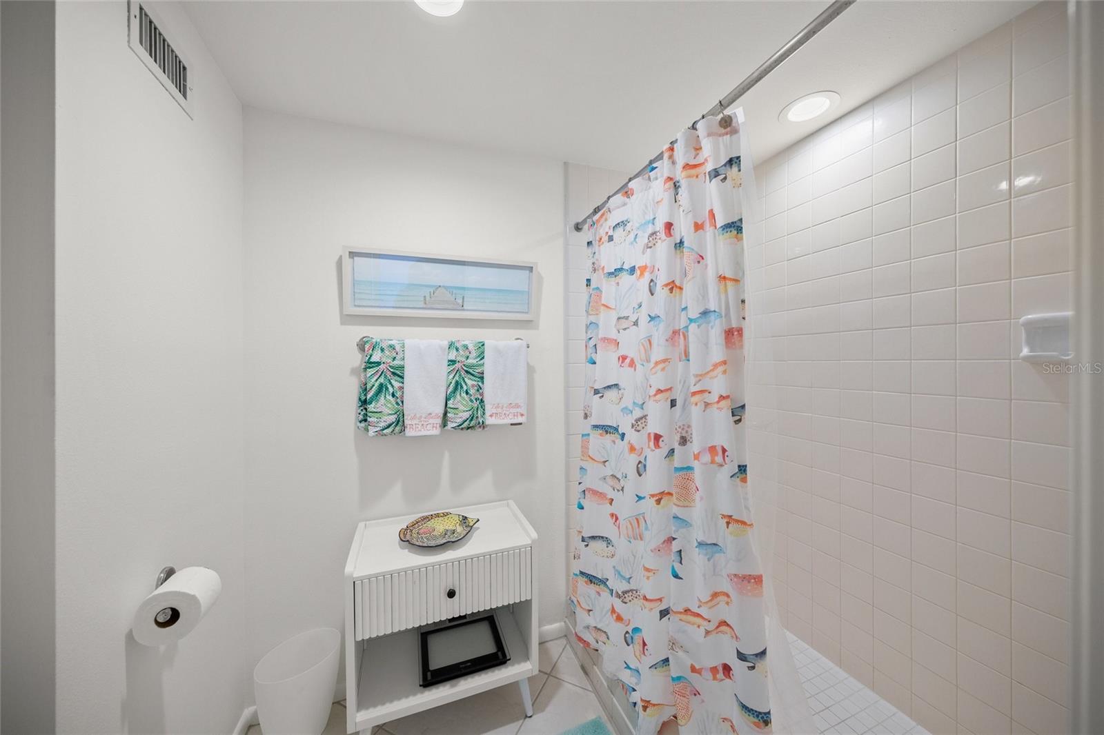 LIDO BEACH CLUB - Residential