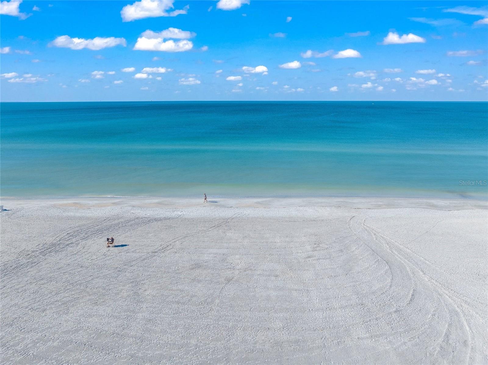 LIDO BEACH CLUB - Residential