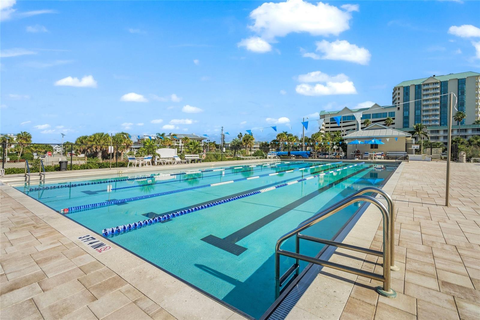 LIDO BEACH CLUB - Residential