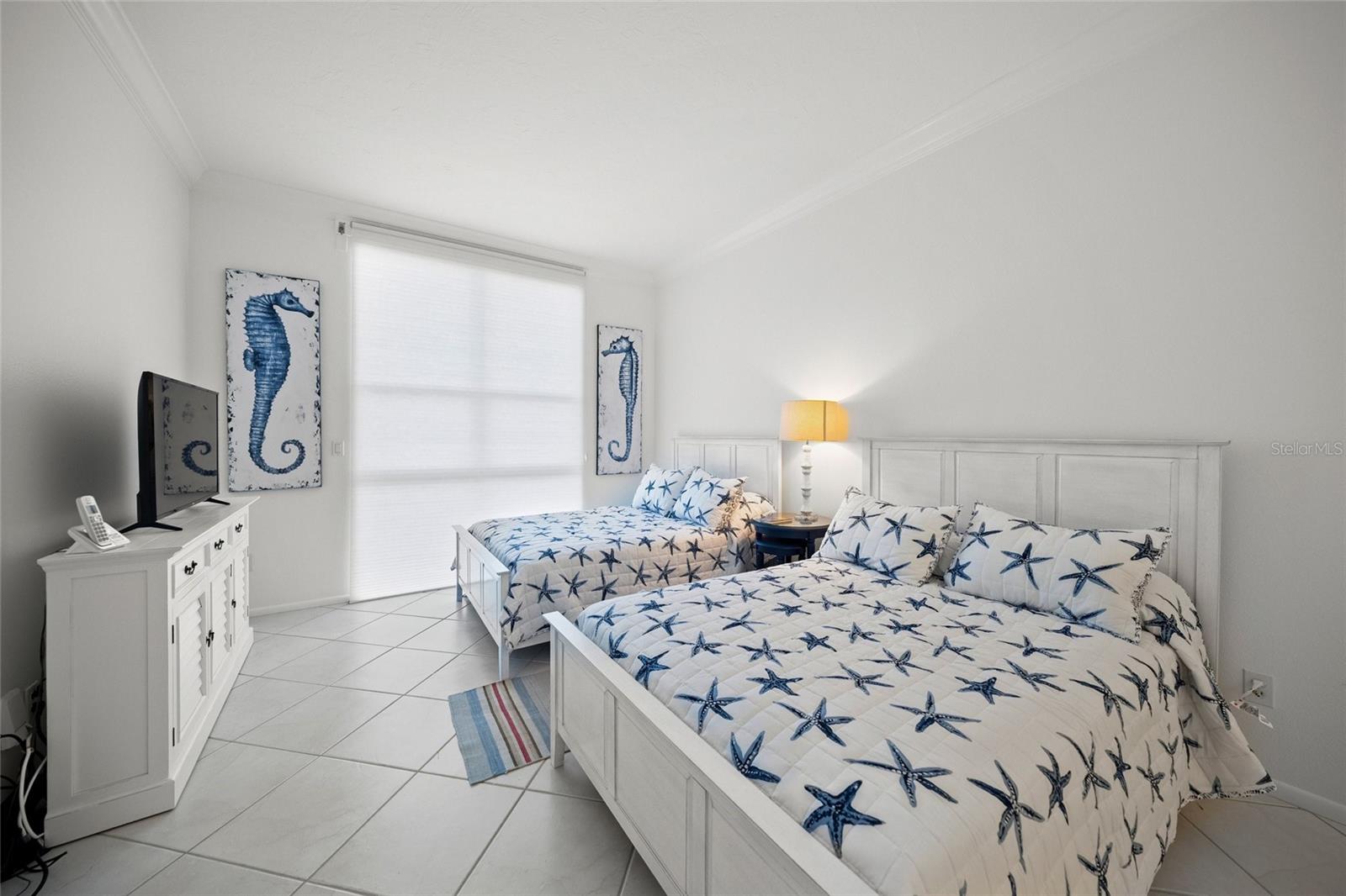 LIDO BEACH CLUB - Residential