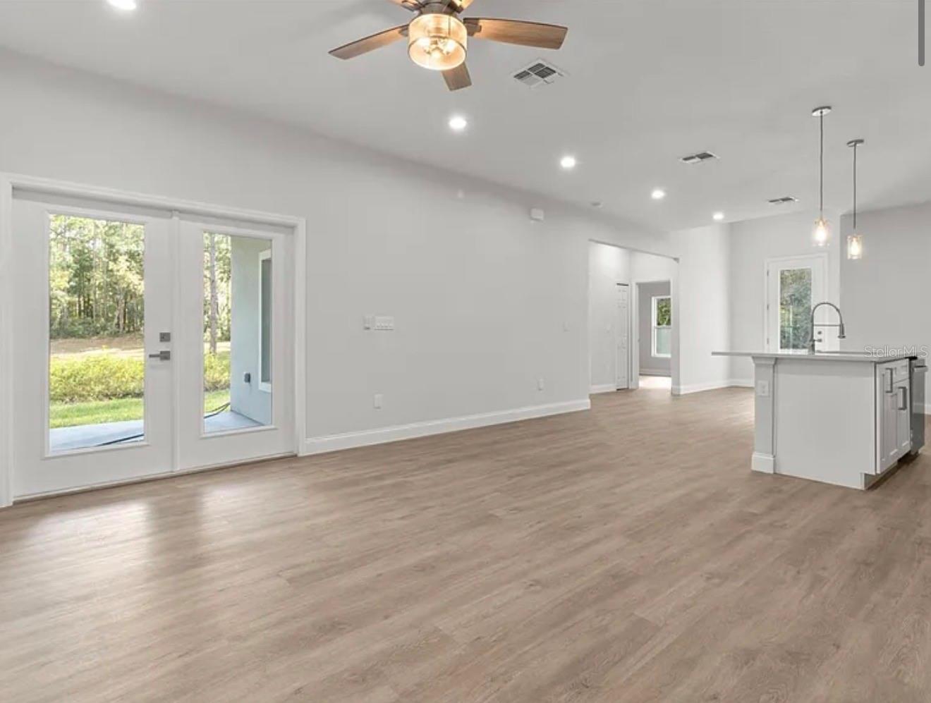 CITRUS SPGS UNIT 01 - Residential Lease