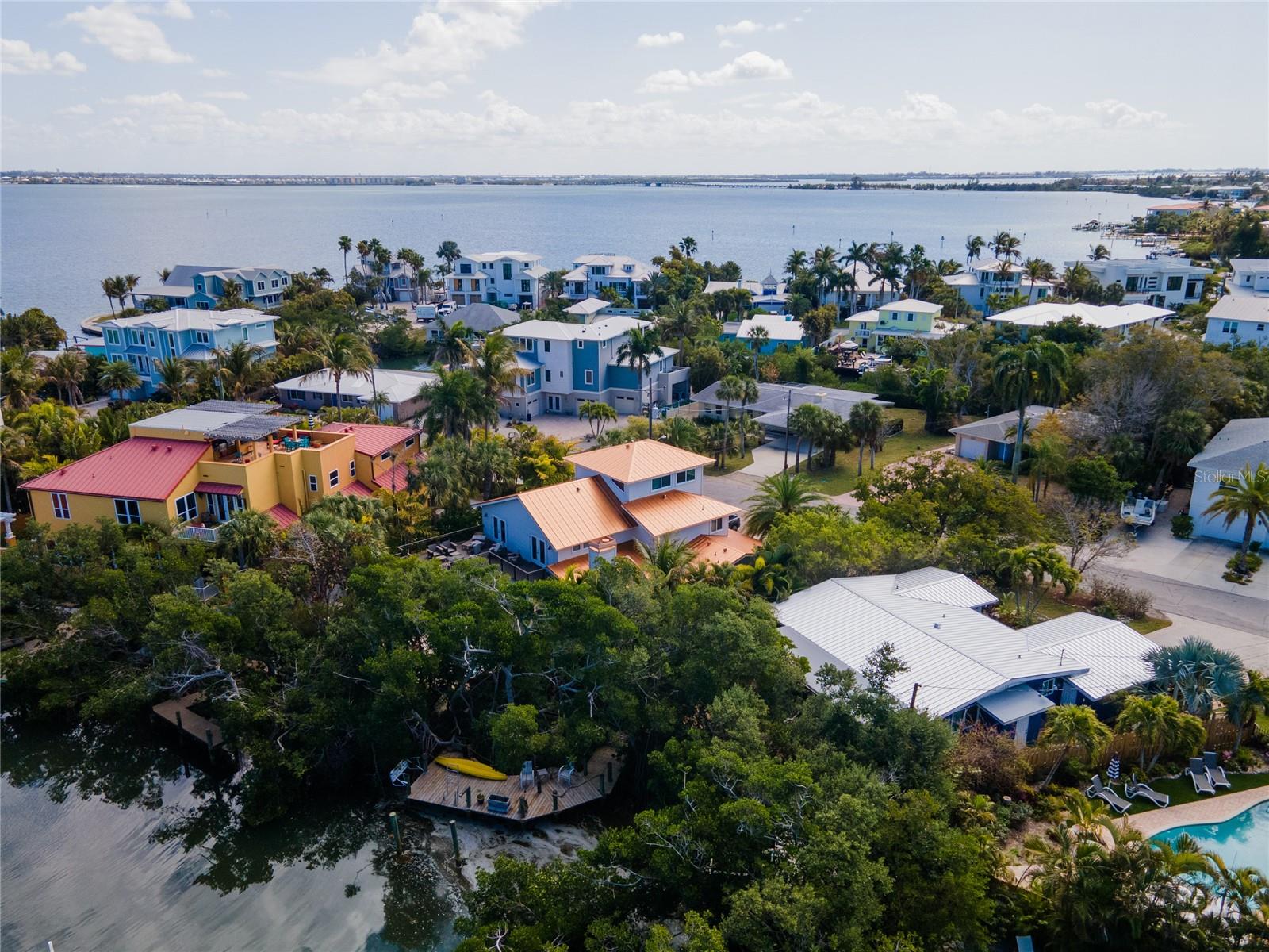 HOLMES BEACH FOURTEENTH UNIT - Residential