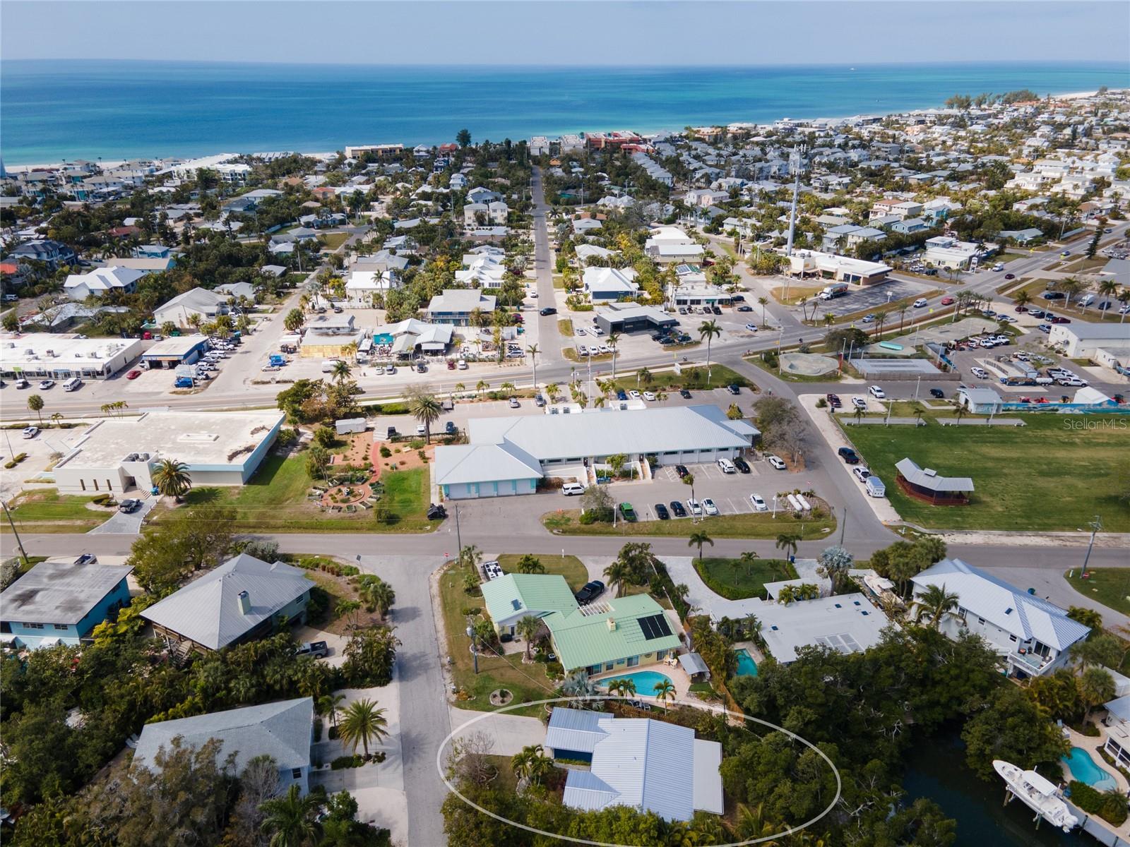 HOLMES BEACH FOURTEENTH UNIT - Residential