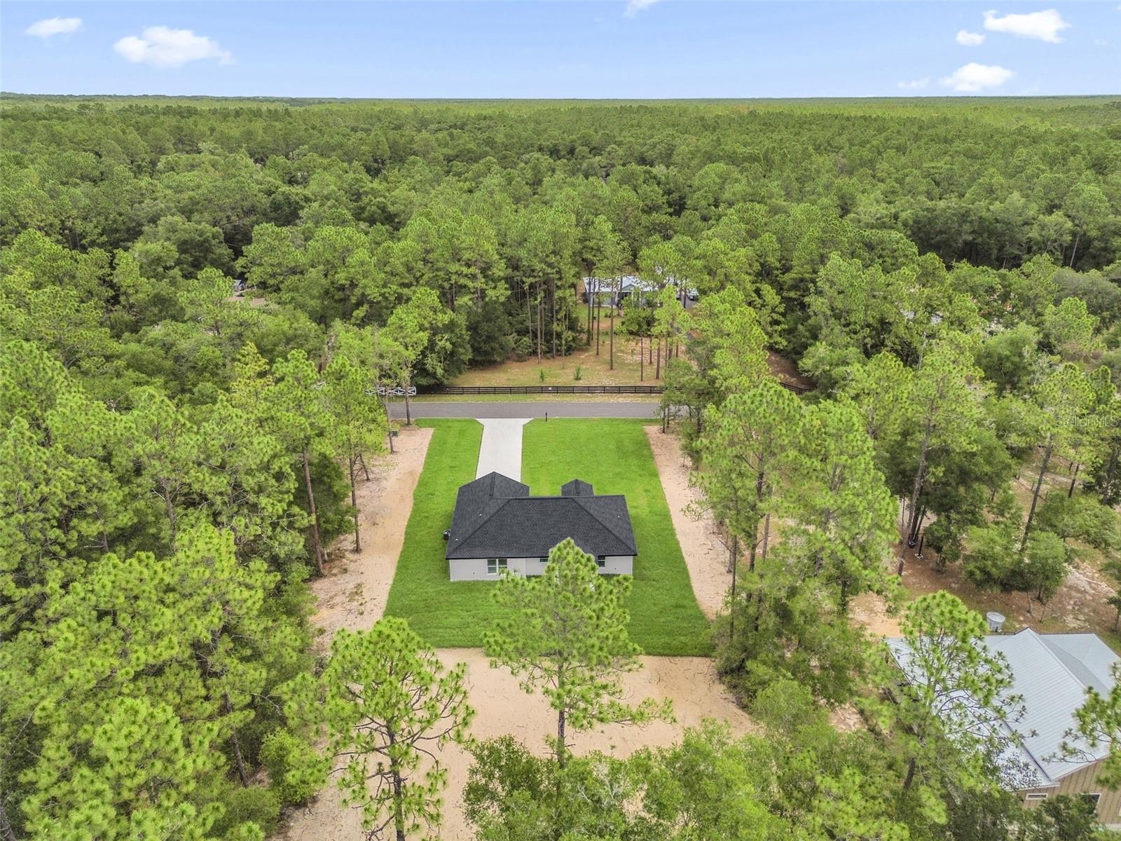 LAKE TROPICANA RANCHETTES - Residential