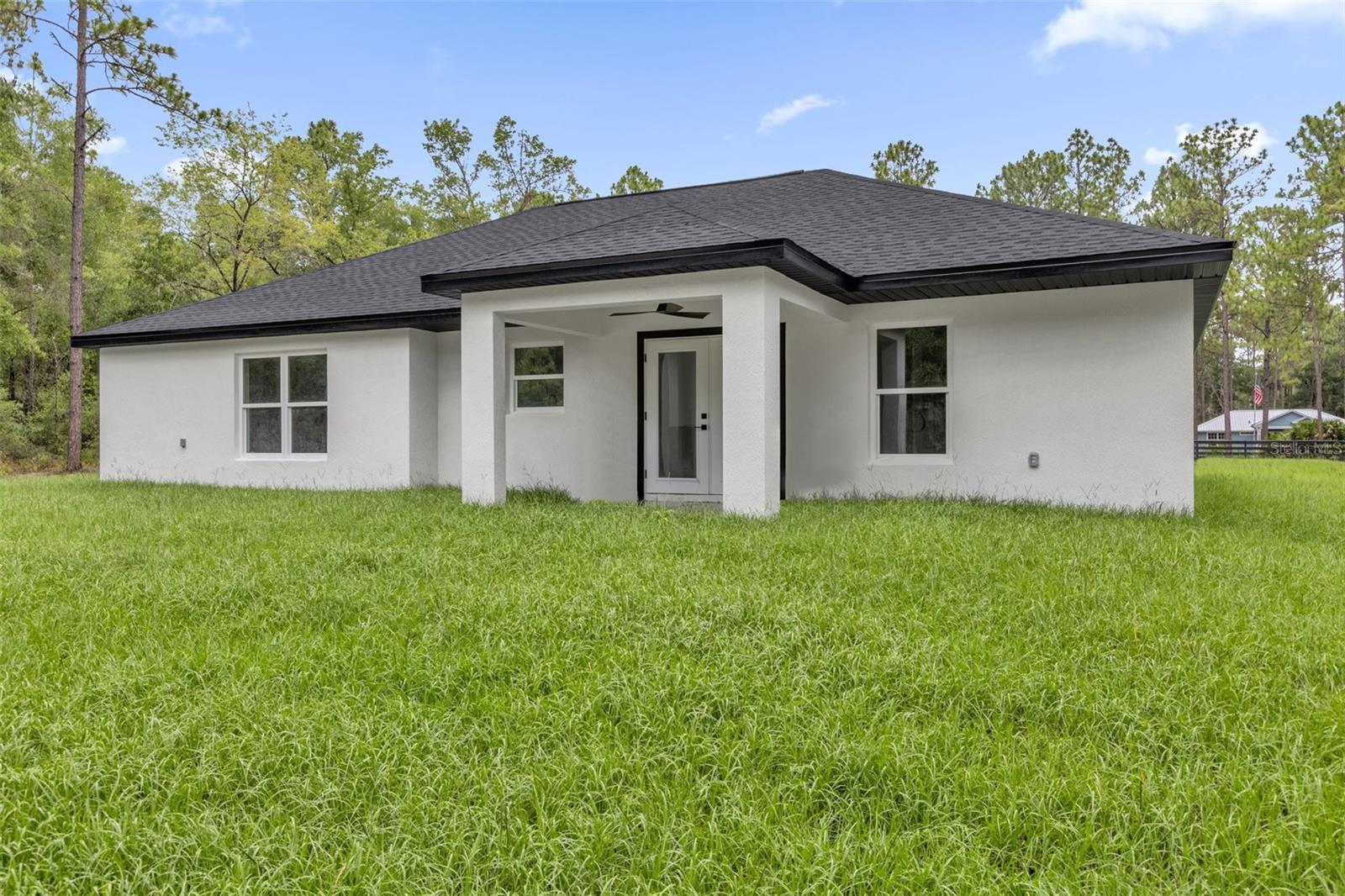 LAKE TROPICANA RANCHETTES - Residential
