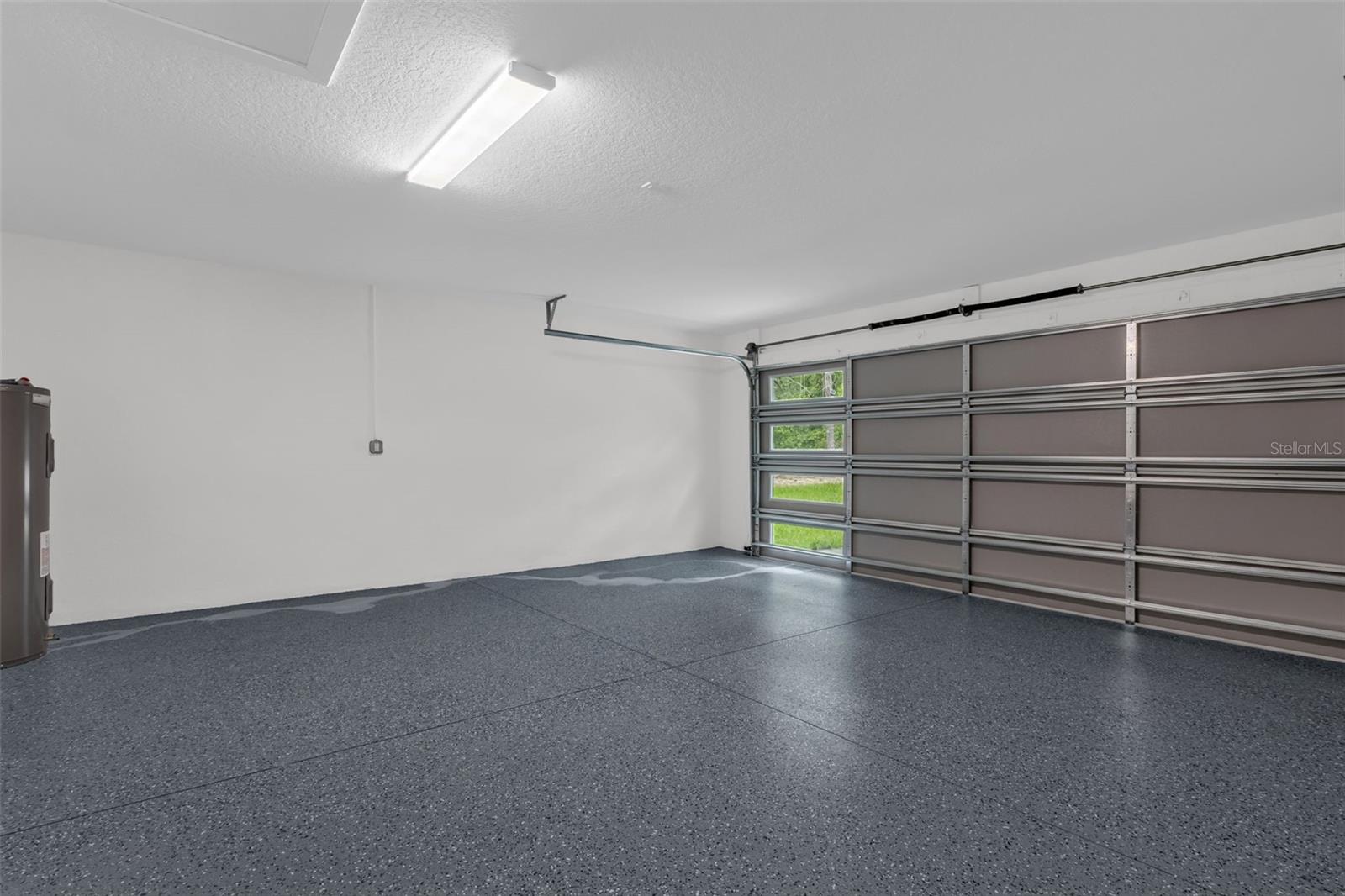 LAKE TROPICANA RANCHETTES - Residential