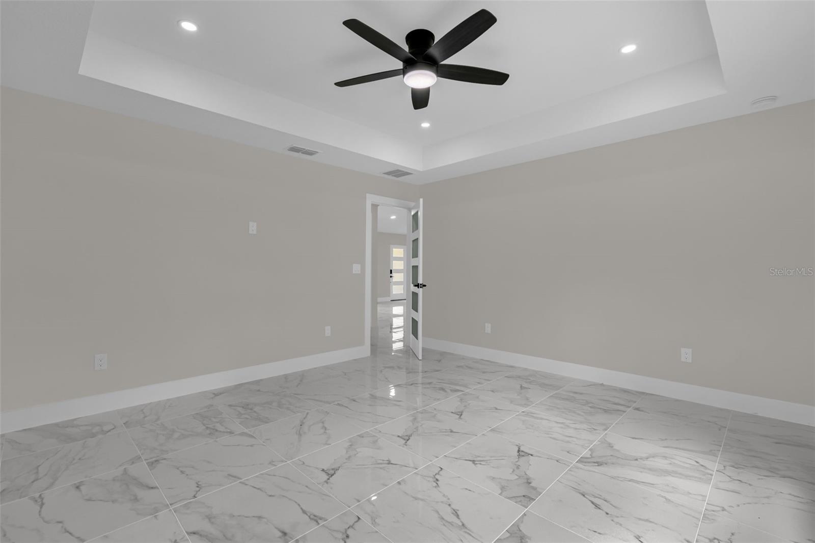 LAKE TROPICANA RANCHETTES - Residential