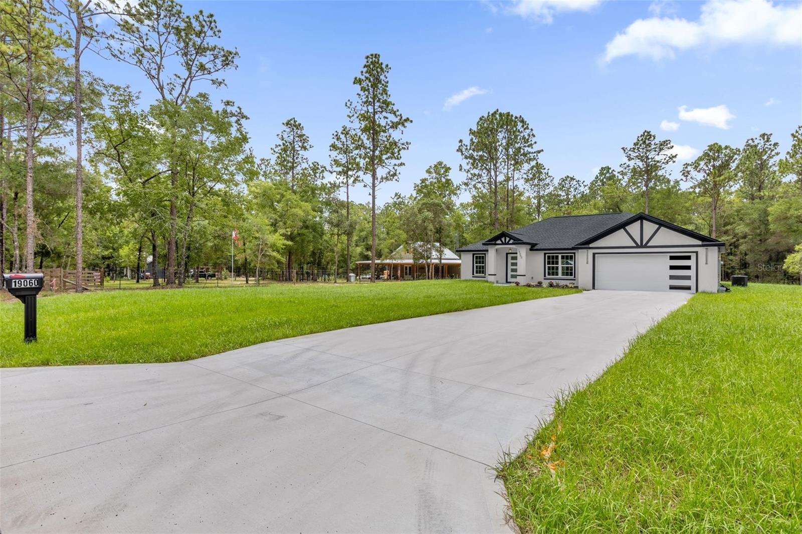 LAKE TROPICANA RANCHETTES - Residential