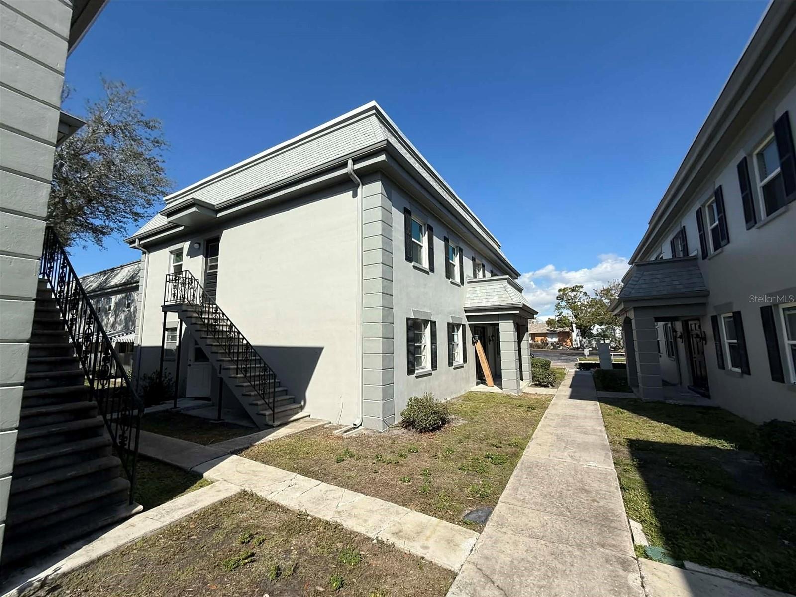 LES CHATEAUX CONDO - Residential